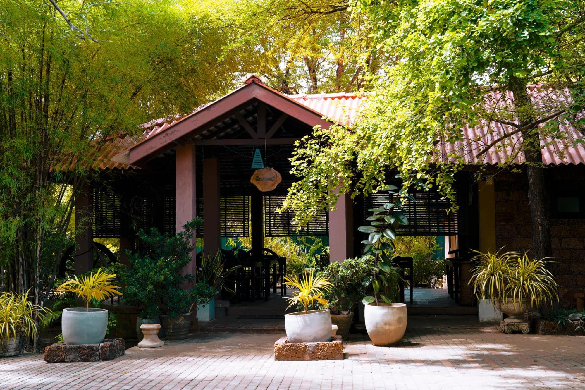 Safari Lodge Yala Kataragama Extérieur photo