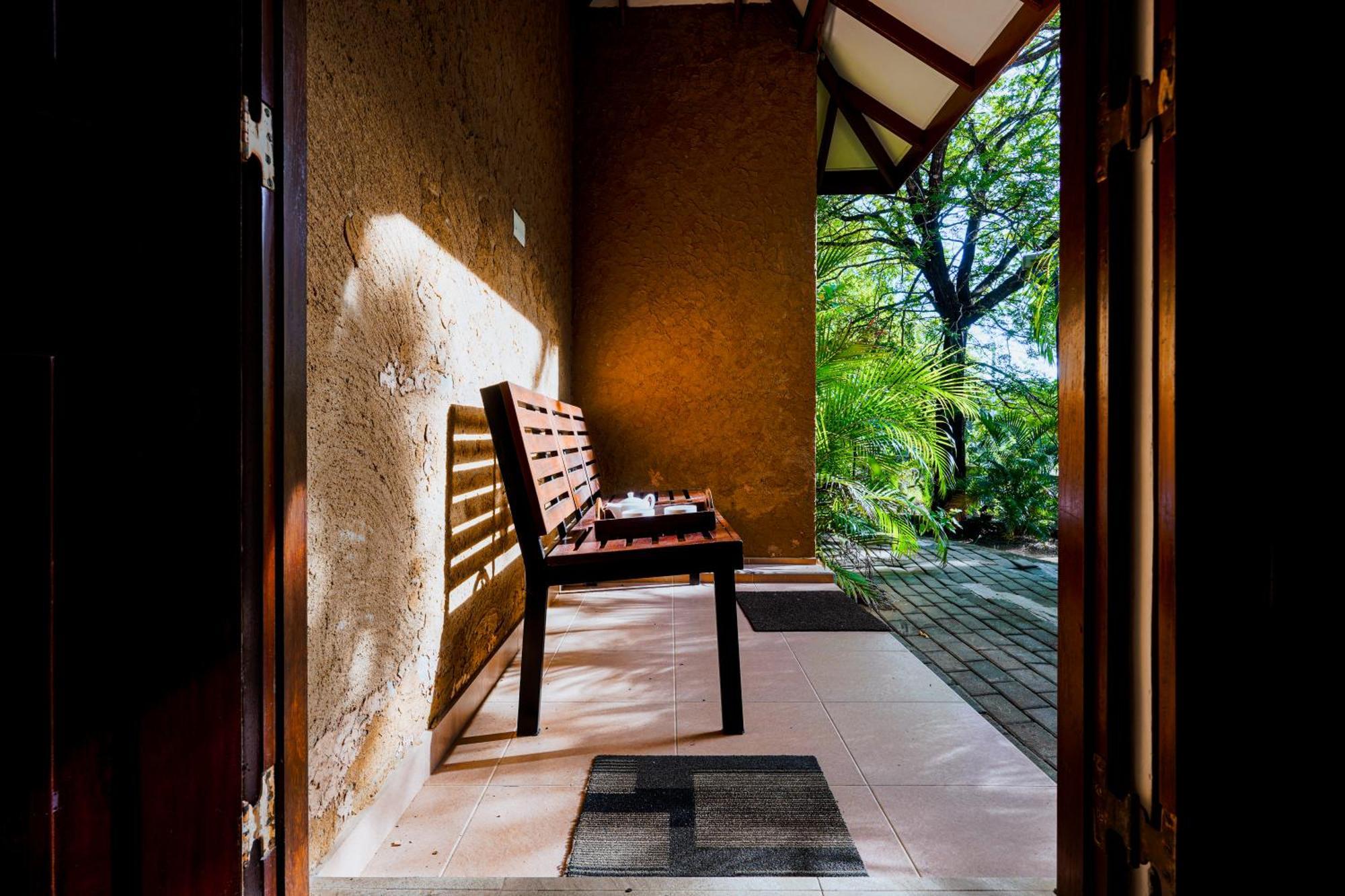 Safari Lodge Yala Kataragama Extérieur photo